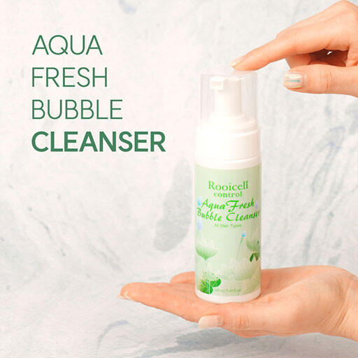 AQUA  FRESH  BUBBLE CLEANSER